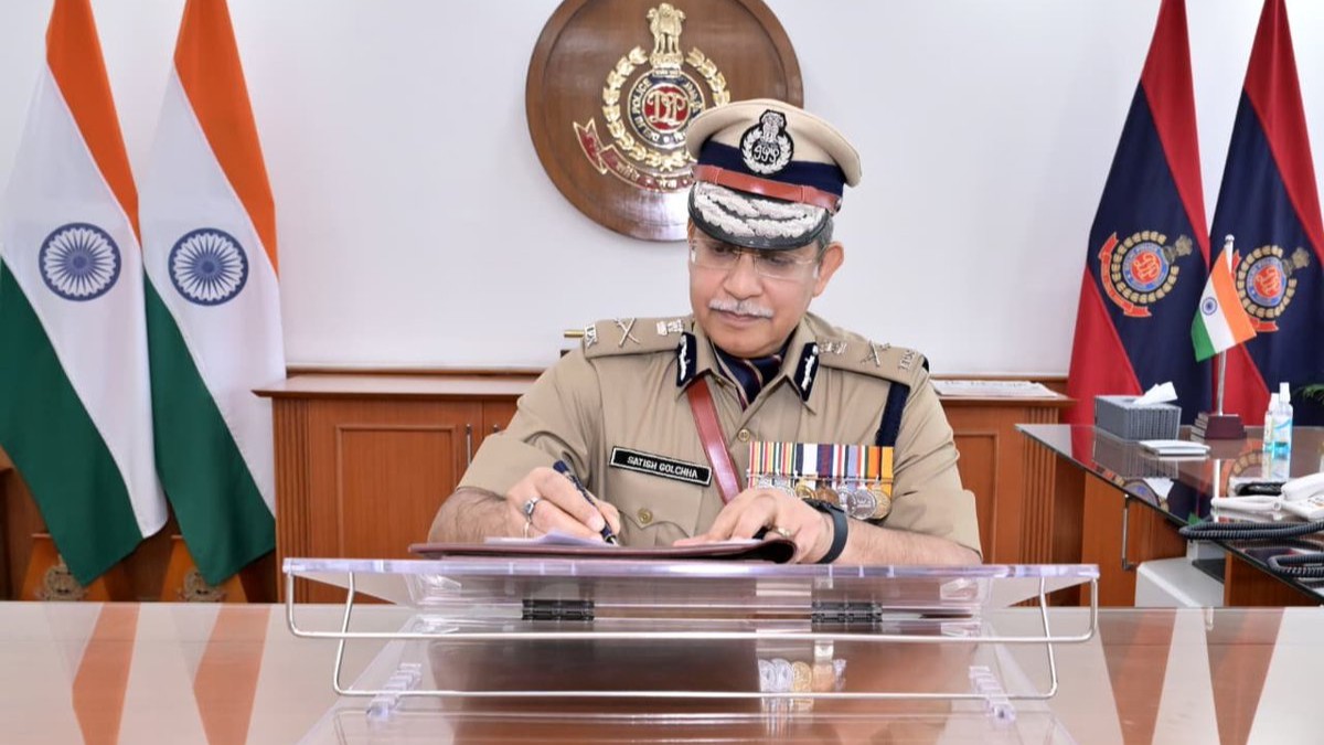 Were corruption and poor law and order charges behind Delhi CP Satish Golchha’s ouster?
