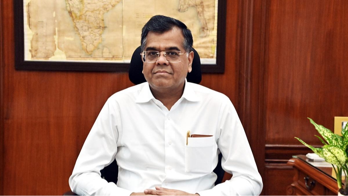 Will Cabinet Secretary continue ?