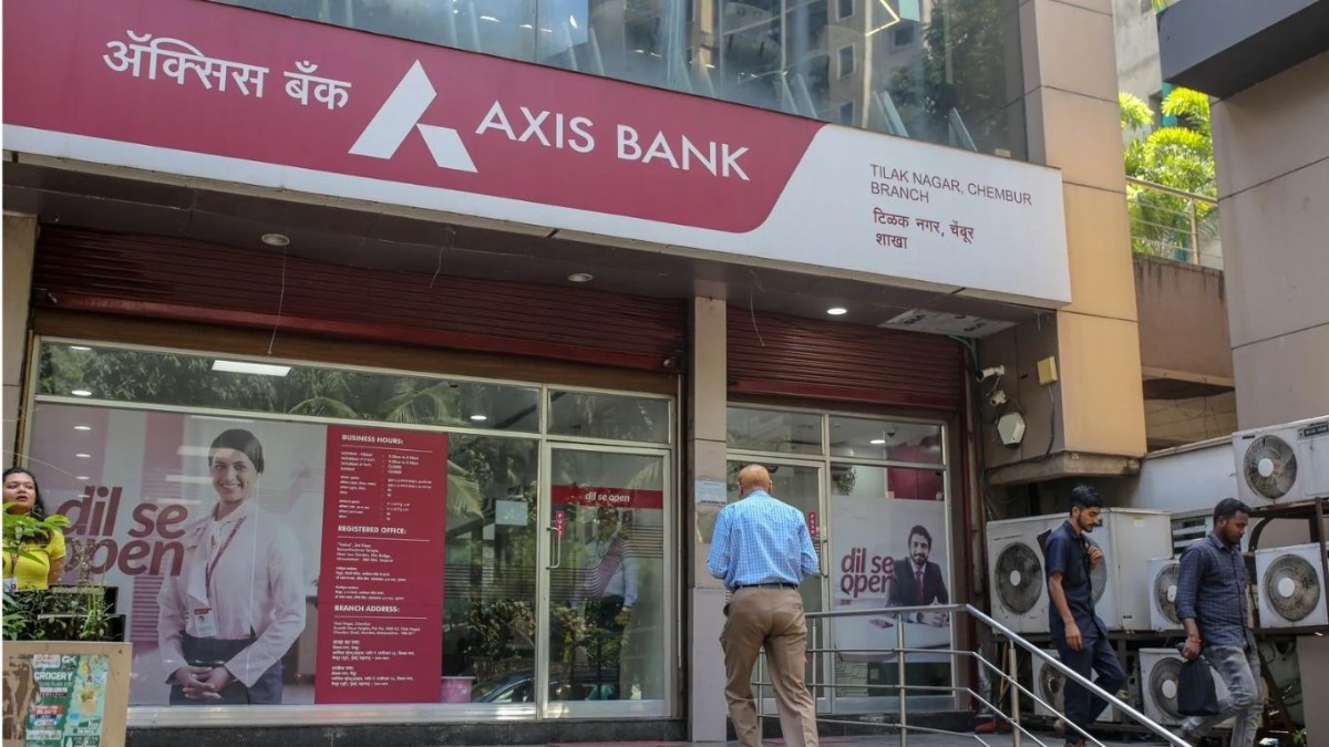Axis Bank appoints former SEBI member Ananth Narayan as Addl. Director