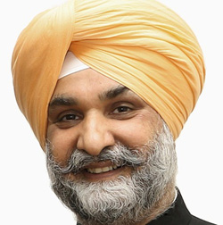 T S Sandhu is a familiar figure in White House