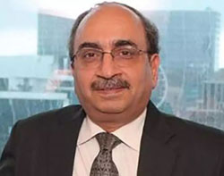 Why delay in extension order of SBI Chairman Dinesh Khara ?